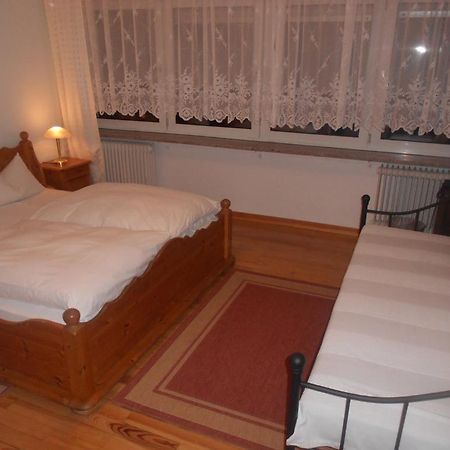 Hotel Adam Sarrebruck Chambre photo