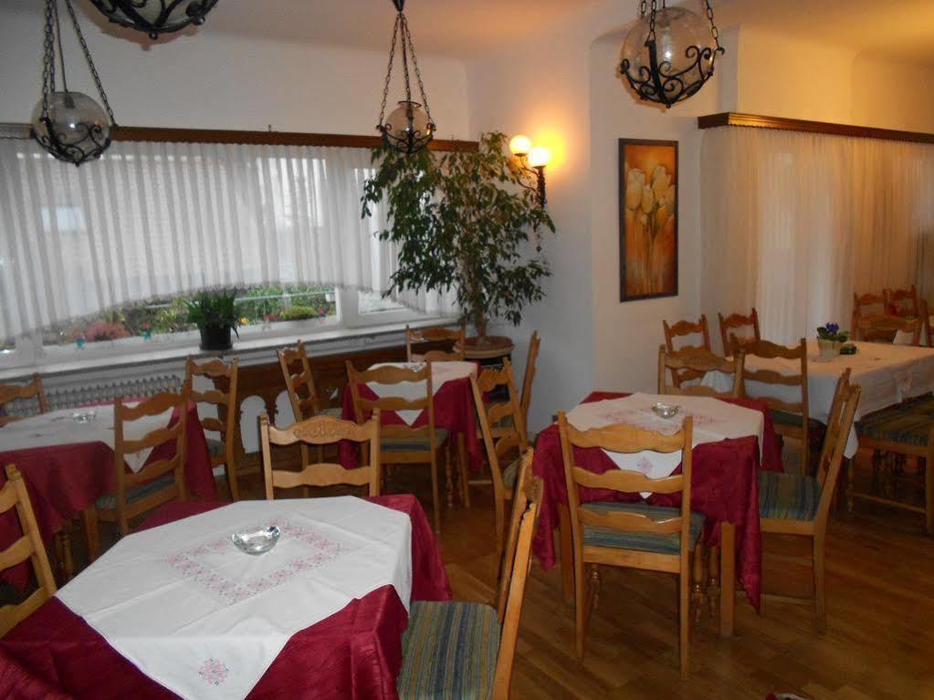 Hotel Adam Sarrebruck Extérieur photo