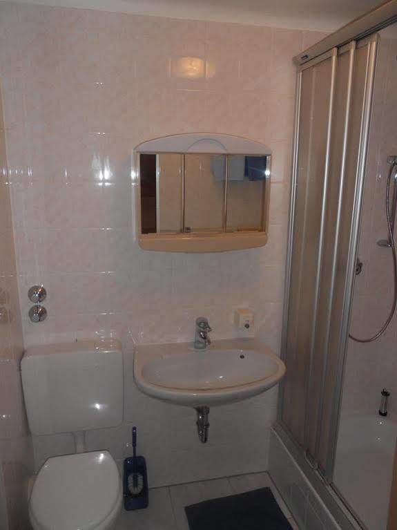 Hotel Adam Sarrebruck Extérieur photo